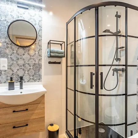 Apart-Invest Apartament 5 Ul Zeromskiego